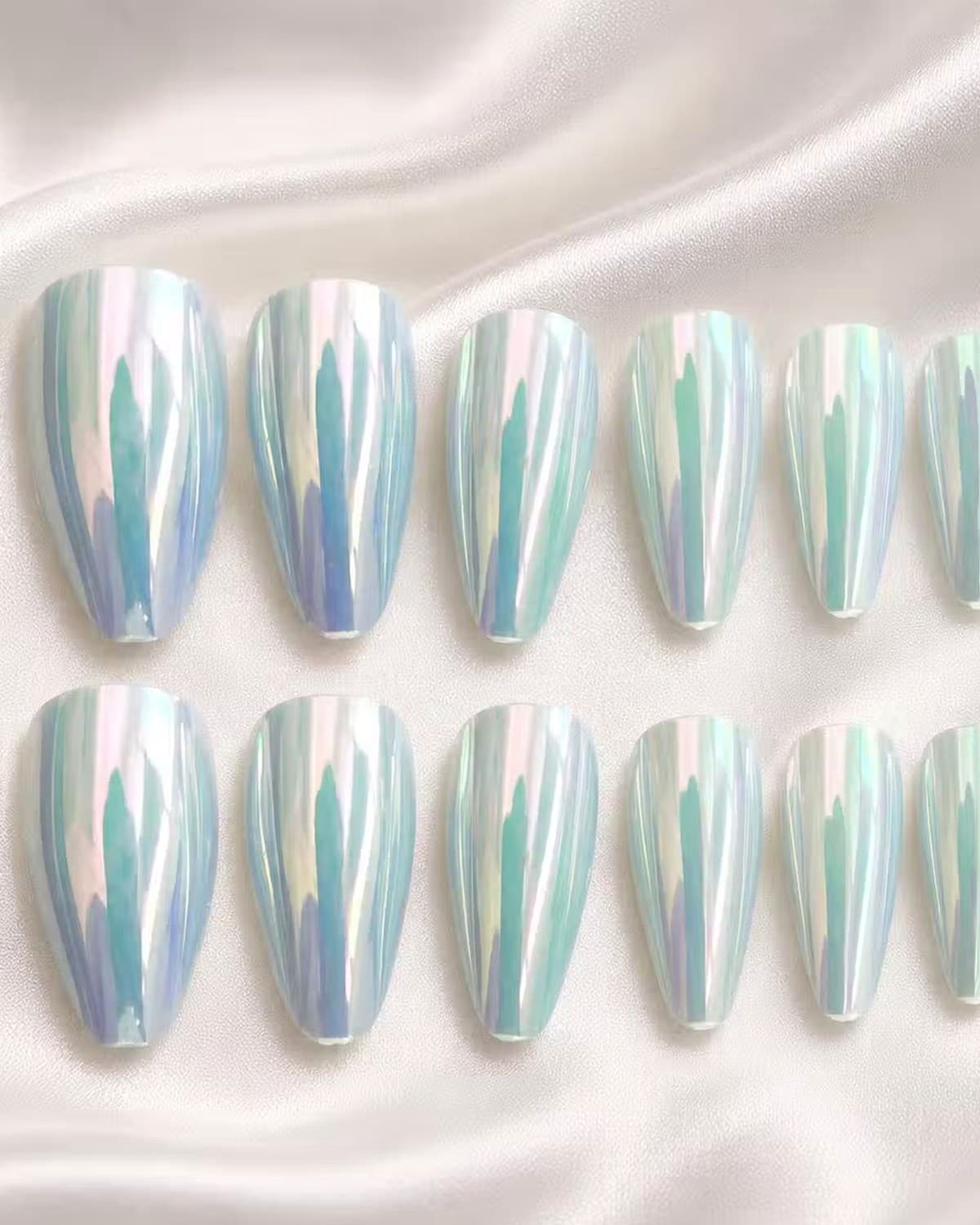 Premium Chrome Press-On Gel Nails Set for Women | Reusable Artificial False Nails | Glossy Salon Finish Nail Tips
